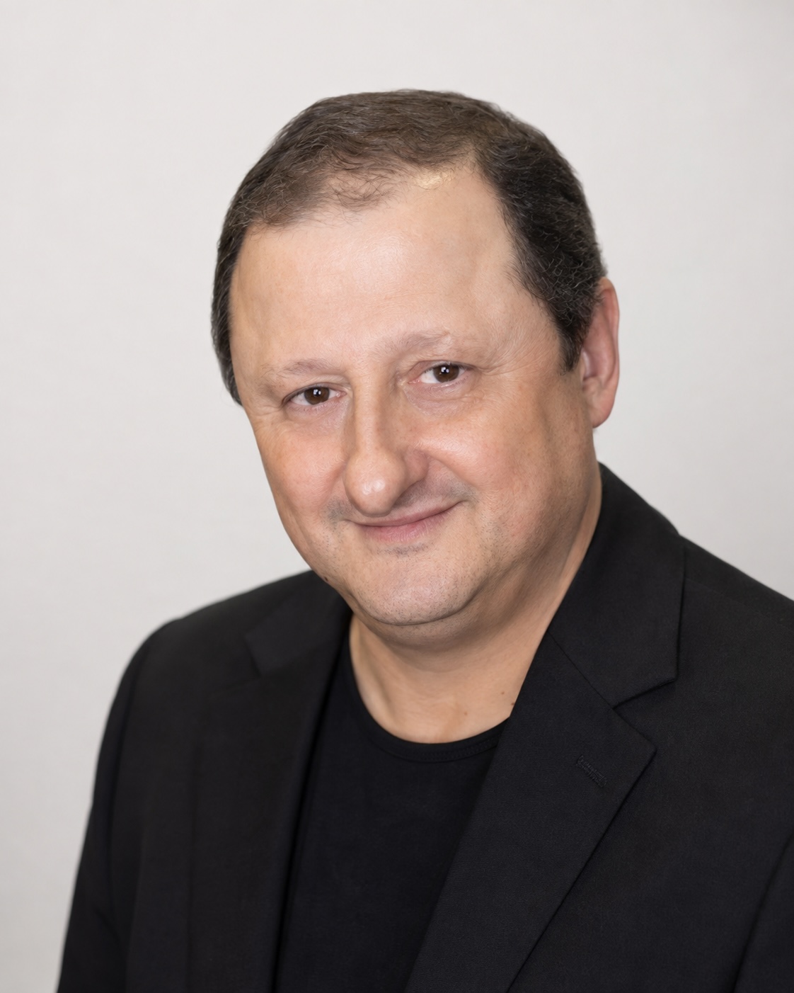Dr. Rodolfo Quirós